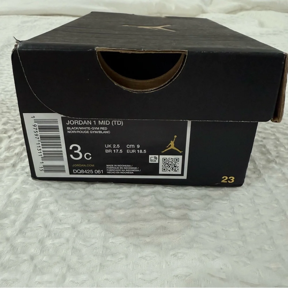 Jordan 1 Mid Toddler Basketball Shoes - Picture 5 of 5